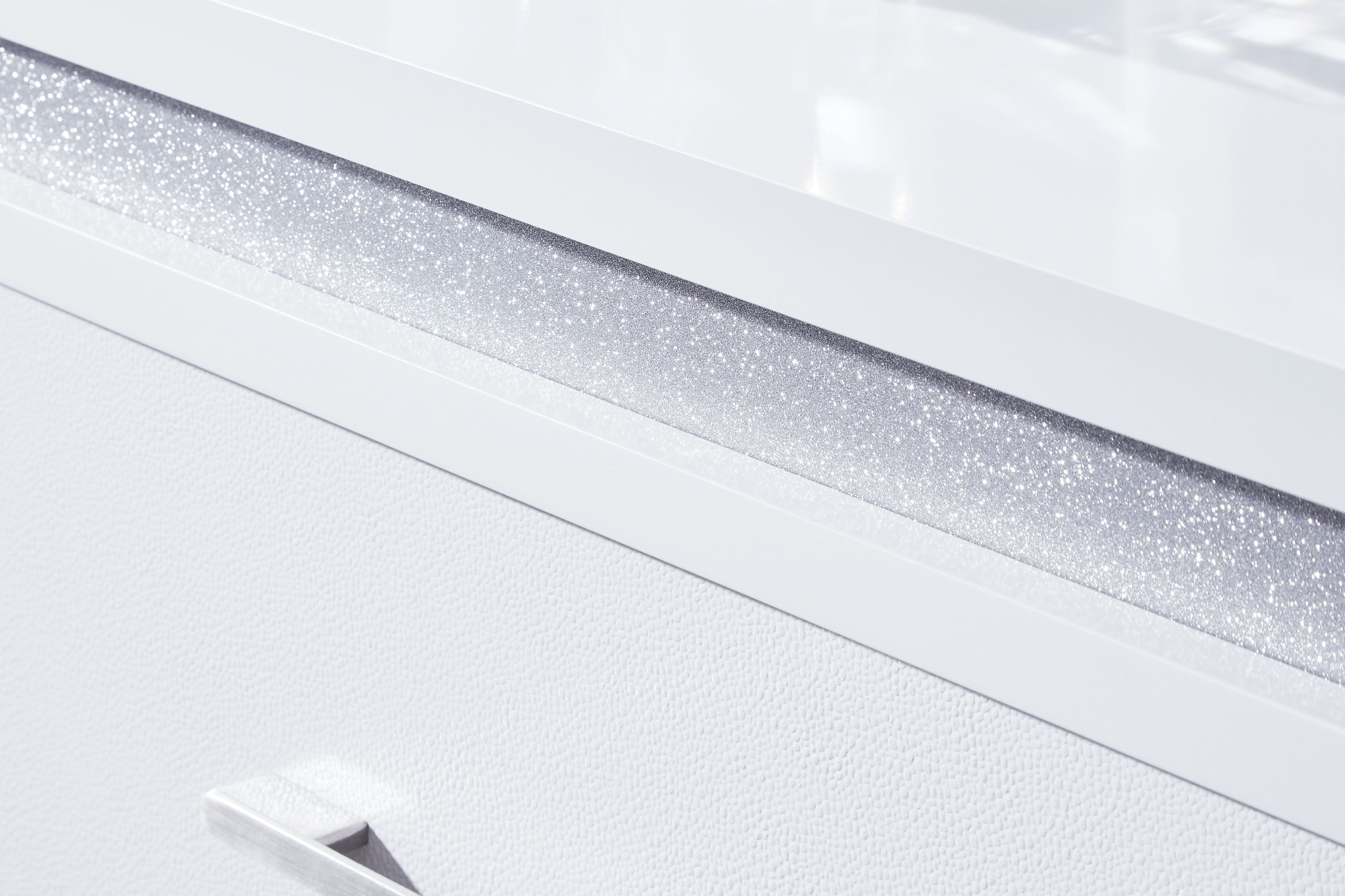 Jarlee - White - Dresser And Mirror