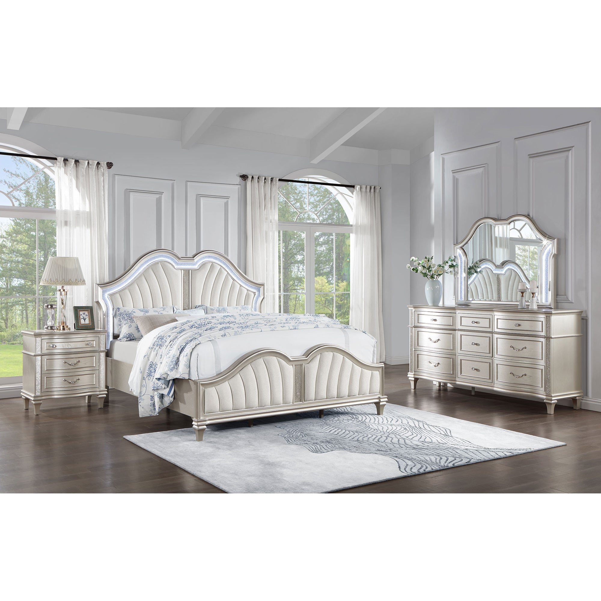 Evangeline Silver Oak 4-Pc Queen Bedroom Set