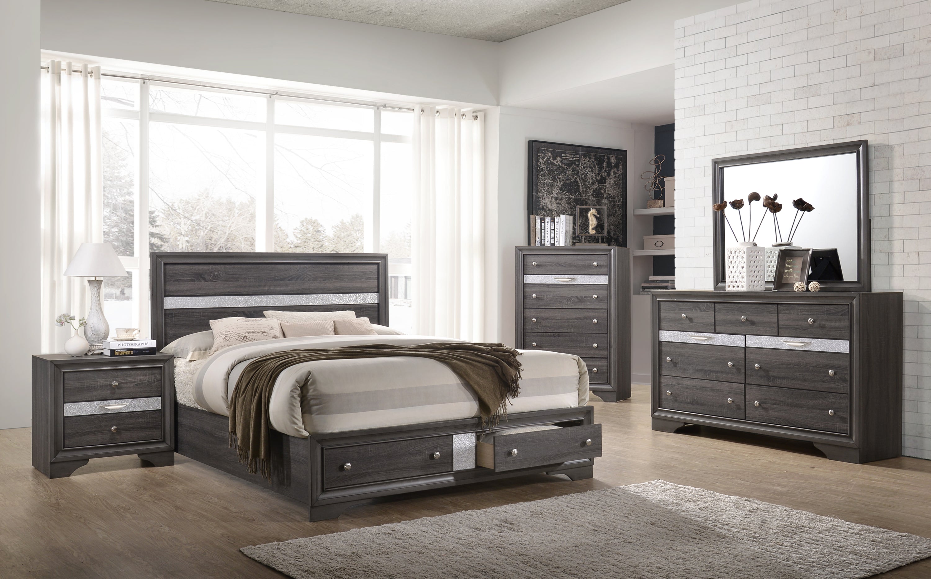 Traditional Queen 5PC Storage Bedroom Set - Gray Wood Furniture