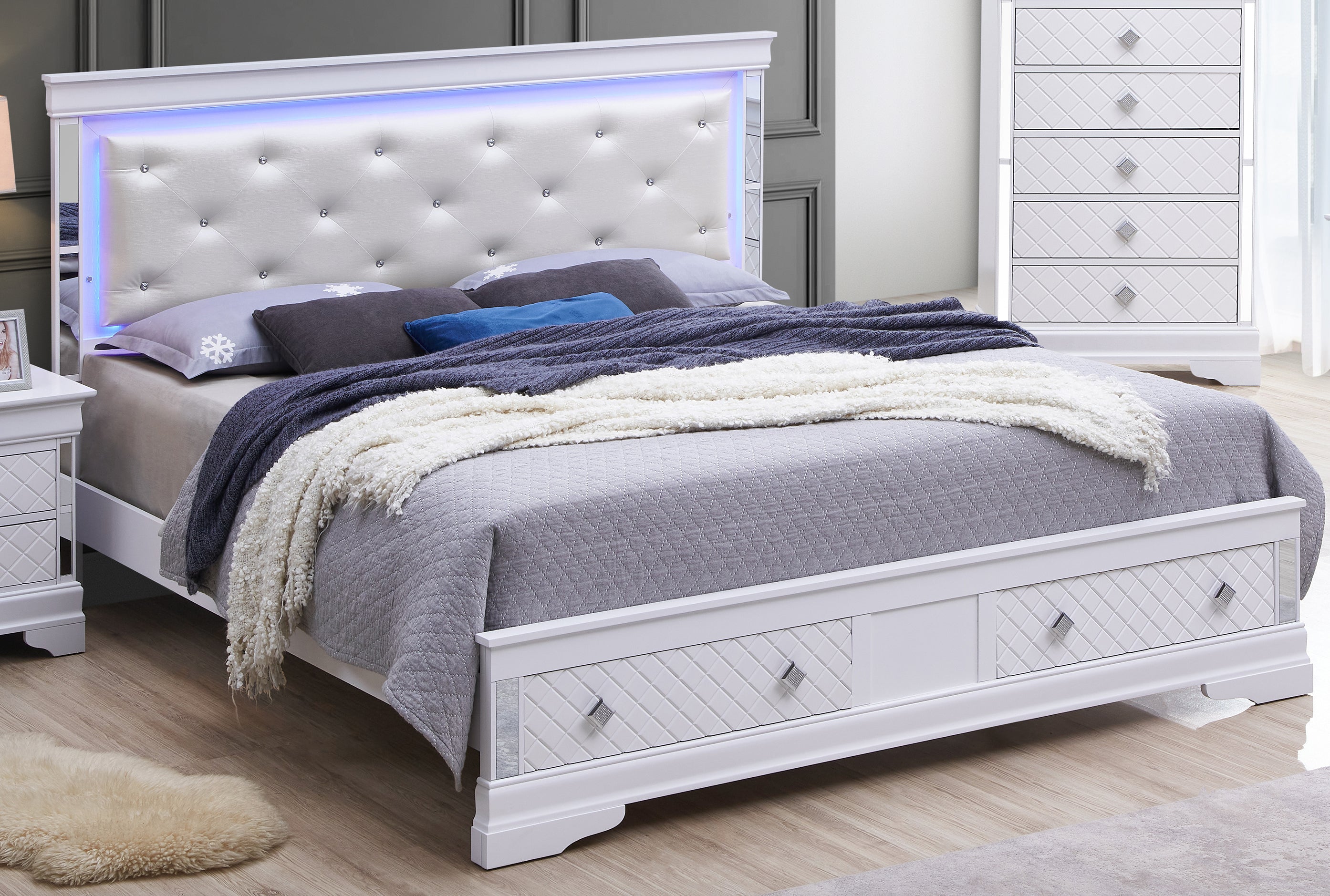 Verona G6790B Full Bed - Silver Champagne Finish