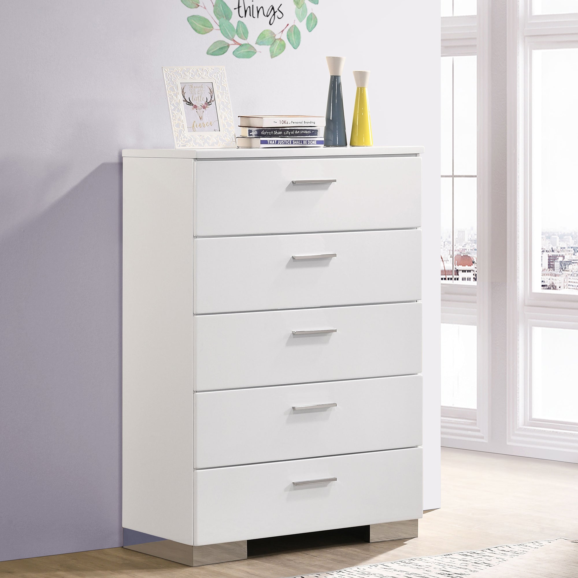 Dulcey White High Gloss 5-Drawer Bedroom Chest - Modern Storage