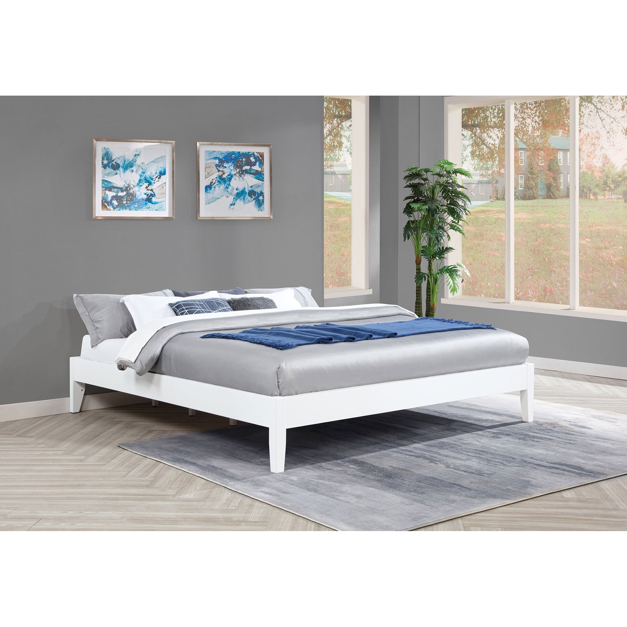 Hounslow White Eastern King Universal Platform Bed