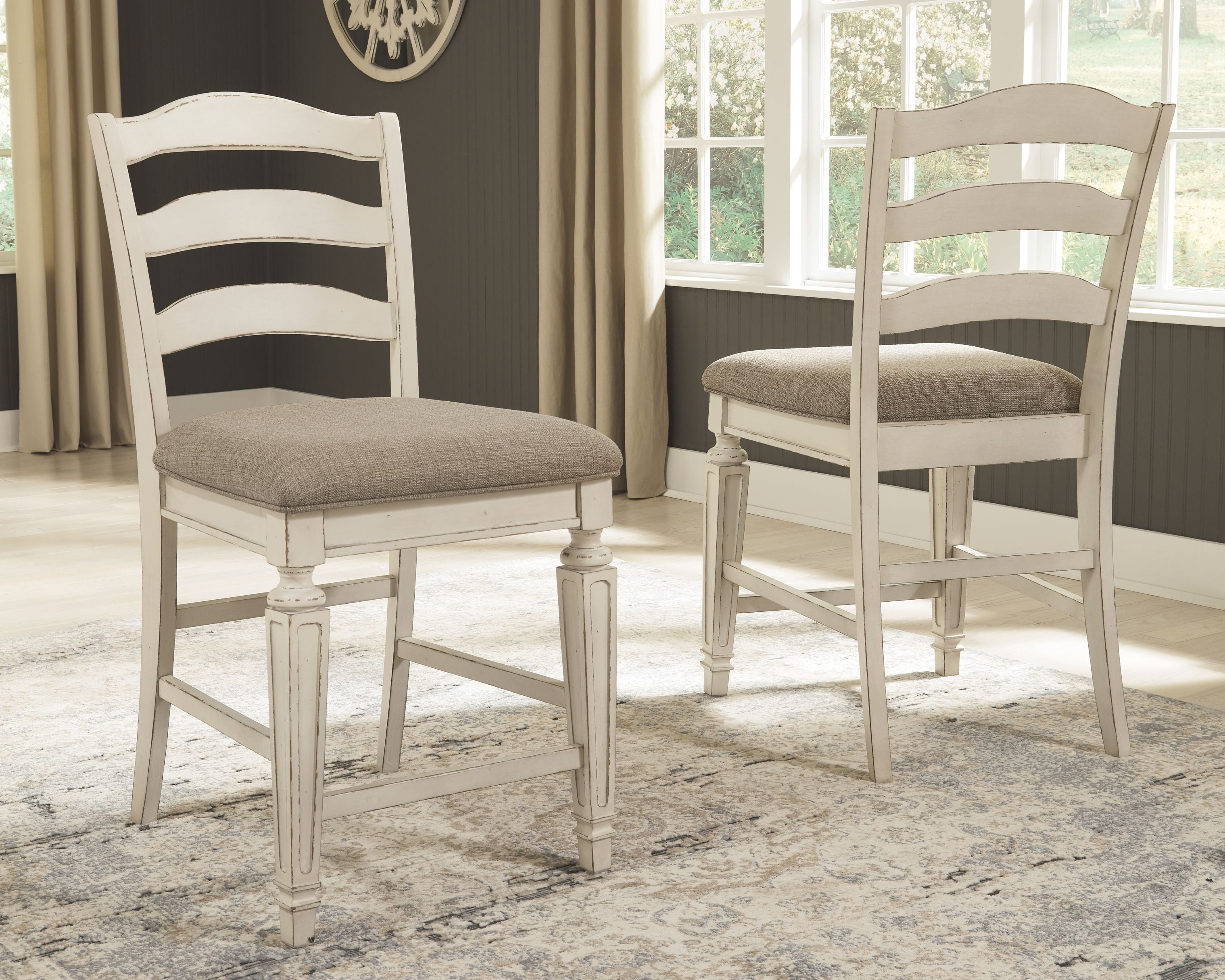 Realyn French Country Upholstered Barstool (Set of 2) - Chipped White