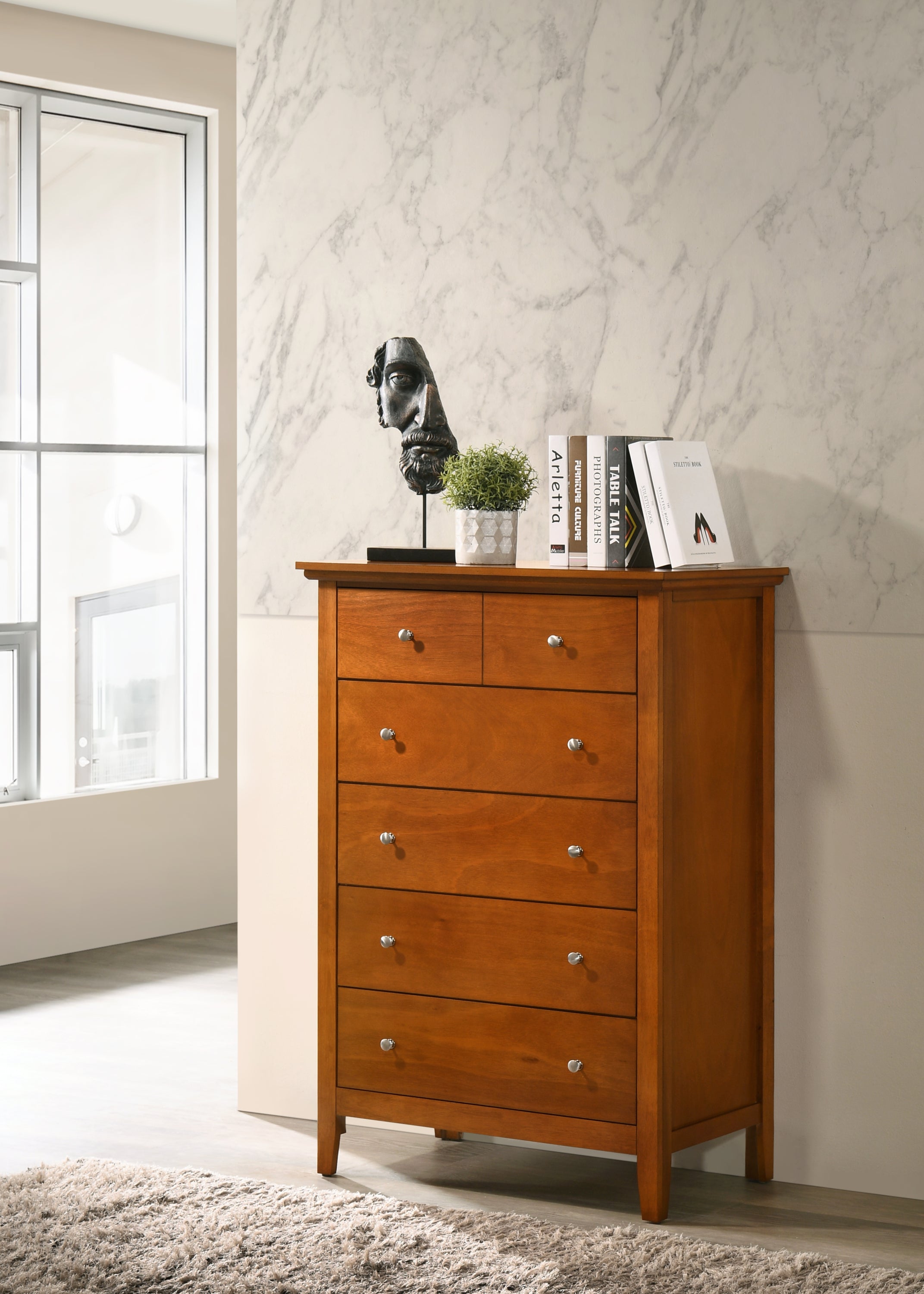 Hammond G5460-CH Oak Chest - Stylish & Durable Storage