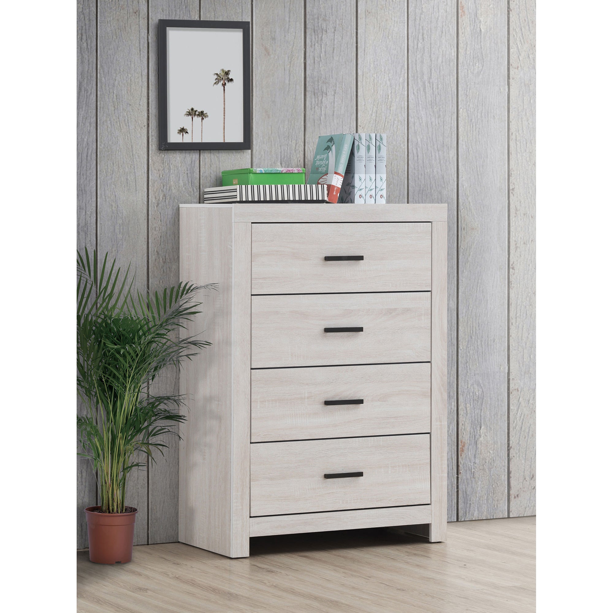 Geary Coastal White Rectangular 4-Drawer Chest - Home & Decor