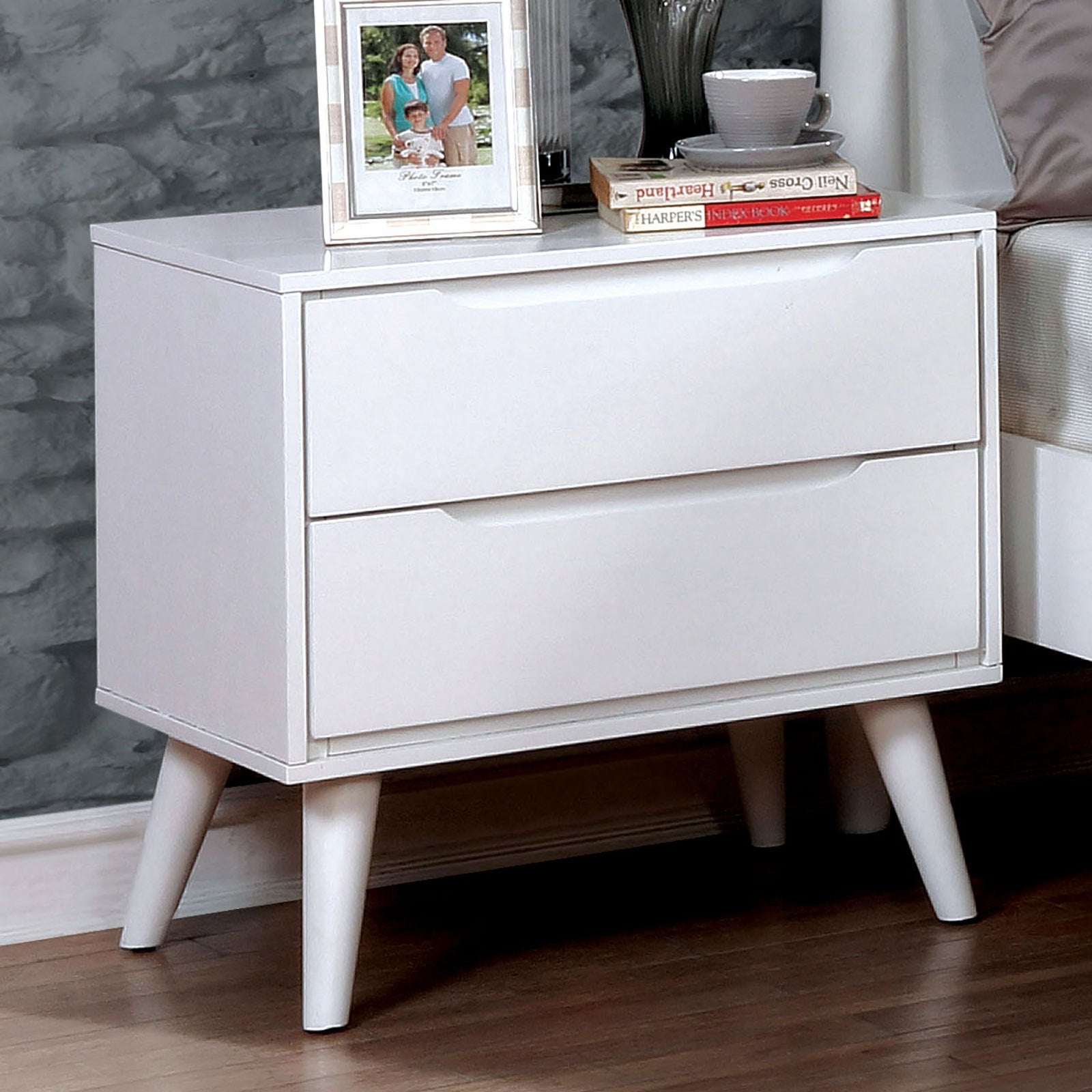 White Mid-Century Modern Nightstand - Solid Wood 2-Drawer Bedside Table