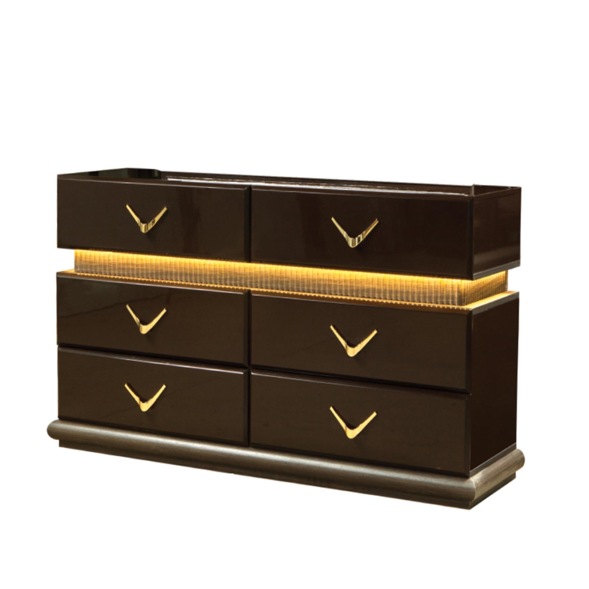Modern Brown Wood 6-Drawer Dresser - Style & Storage