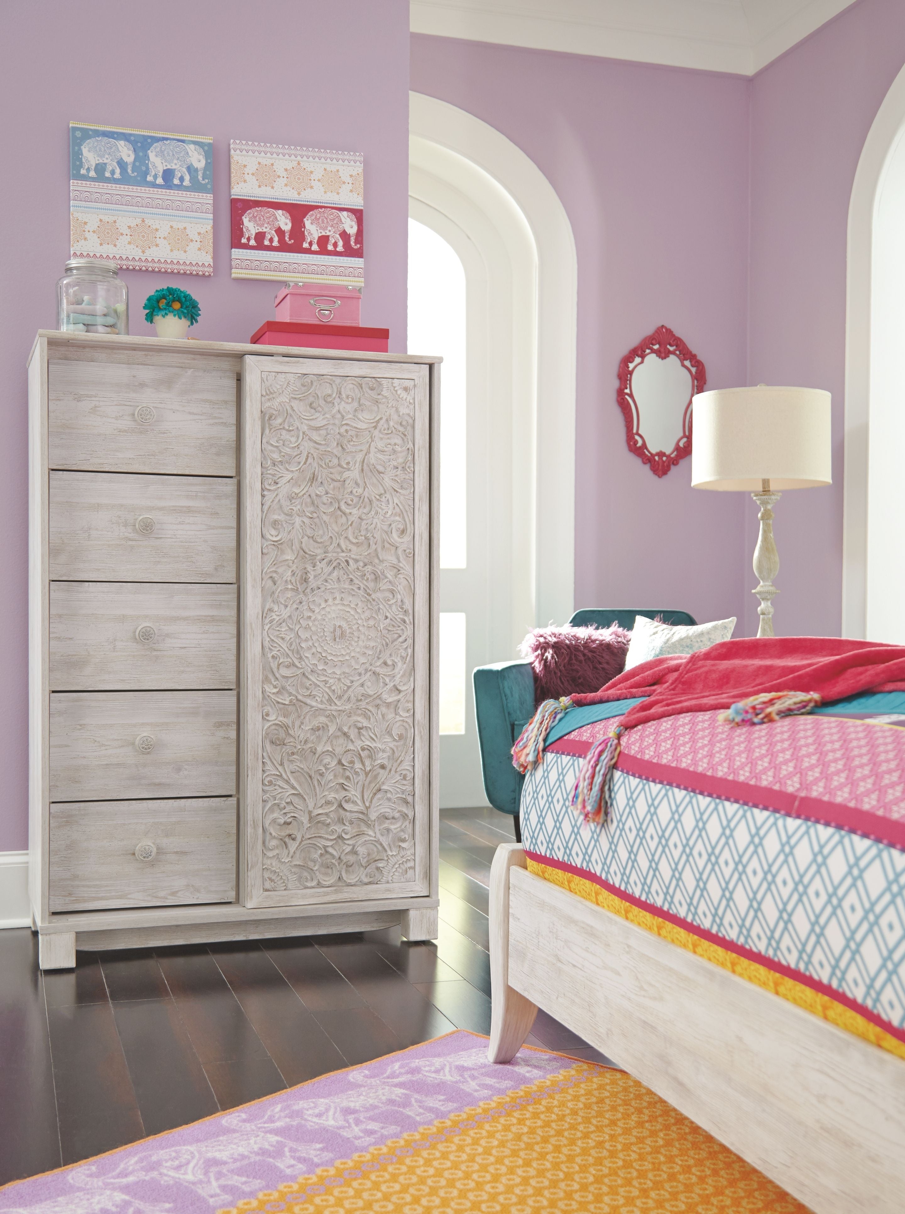 Paxberry youth bedroom set with white dresser and bed
