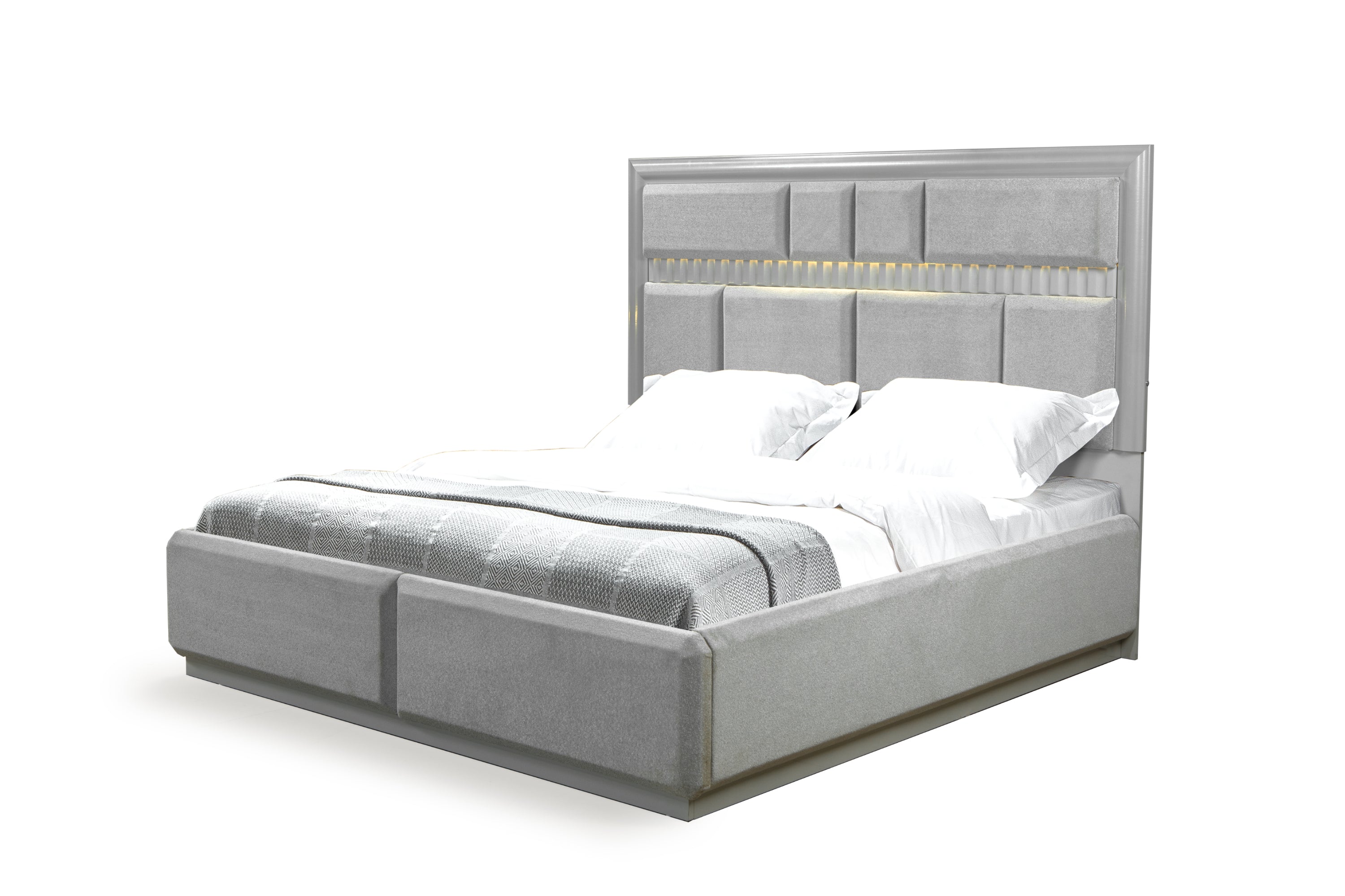 Modern Gray Wood Queen Bed Frame - Stylish Design