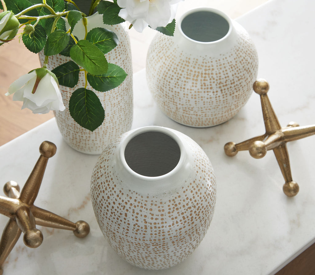 Vinburn accessory set white speckled vases with gold star holders and leafy stems