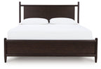 Dantenton panel bed in dark brown with straight headboard and white comforter