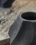Black textured vase rim and fluted side panel, dark matte finish