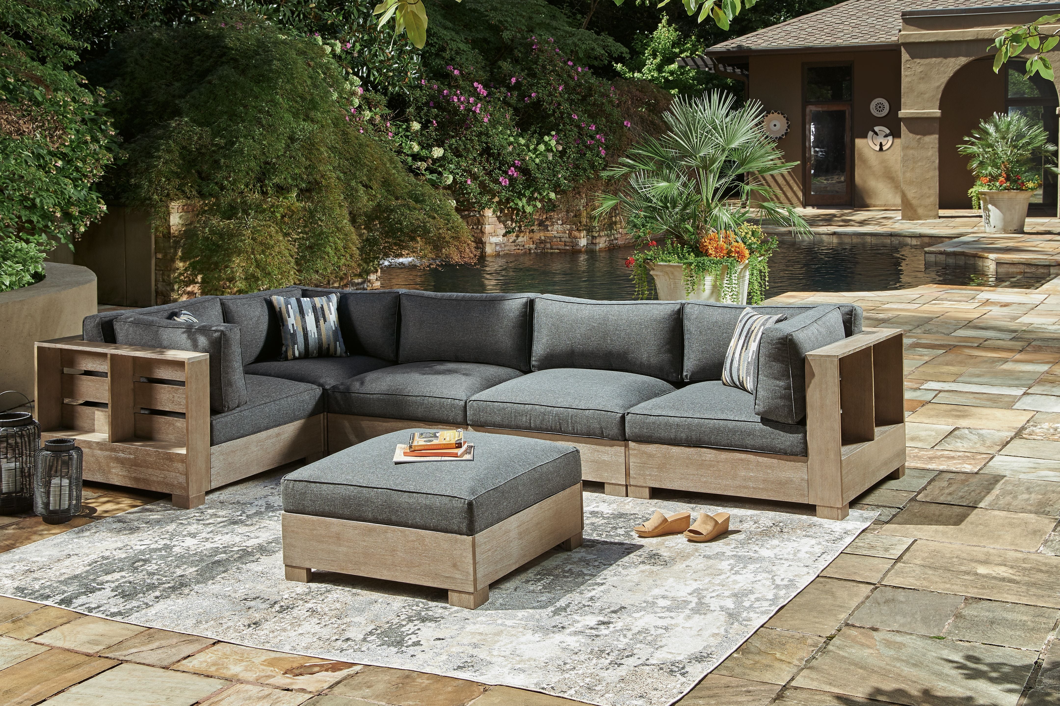 Citrine Park - Sectional-Signature Design by Ashley®-American Furniture Outlet