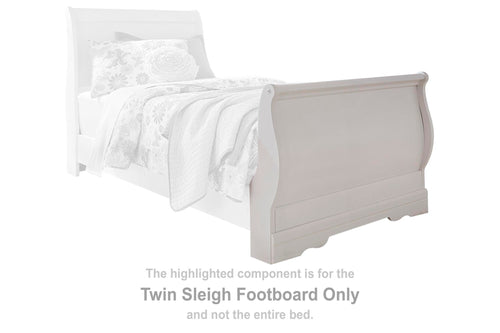 Twin sleigh footboard in white with curved top and turned base panels