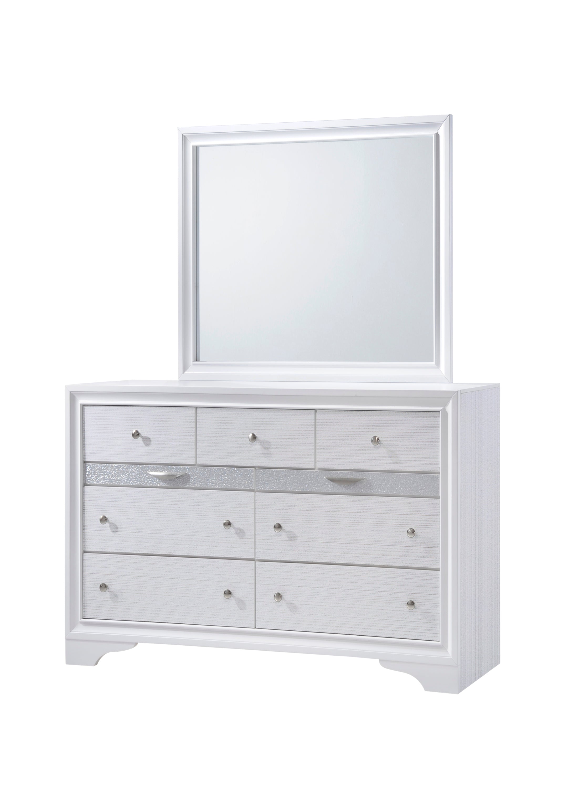 White Wood Matrix Traditional 7-Drawer Dresser