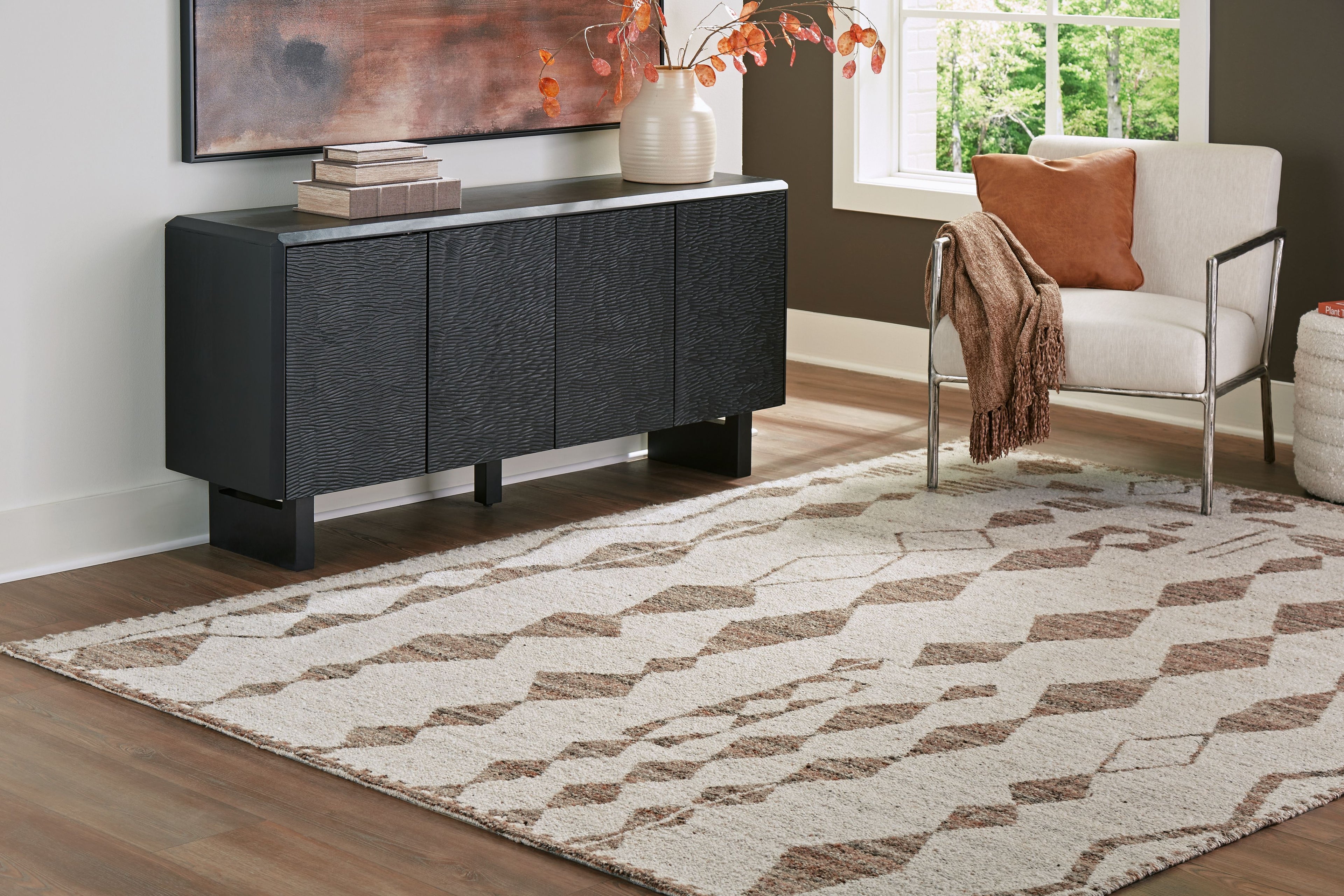 Geometric area rug with ivory base and dark brown lattice squares pattern