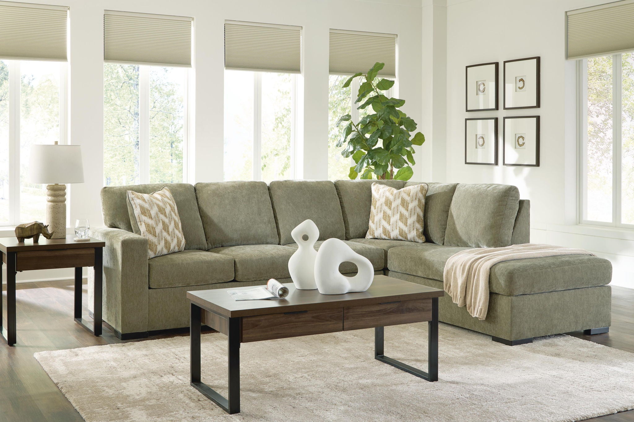 Bridgepoint - Sectional