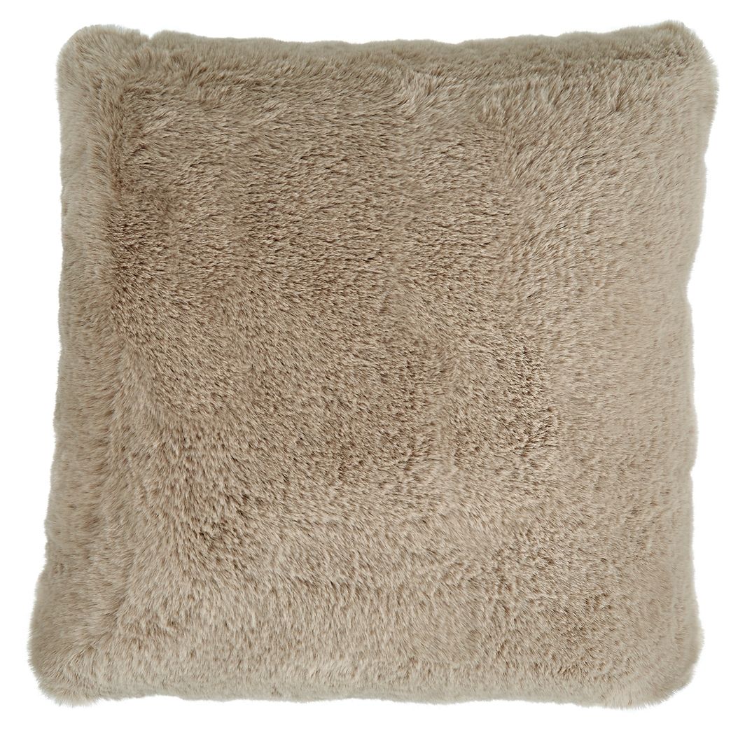 Gariland Faux Fur Pillow