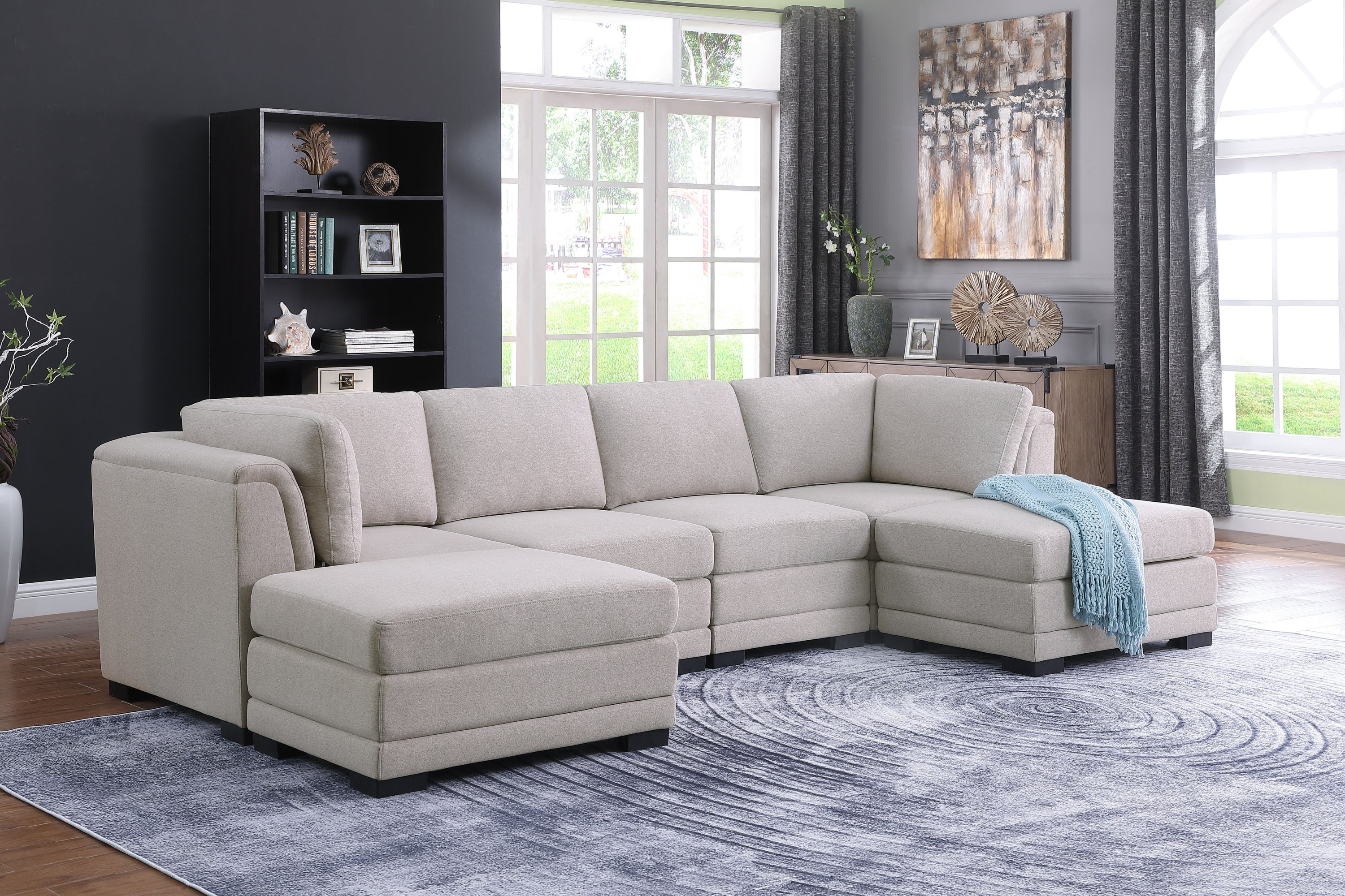 Kristin 121.5" Gray Linen Reversible Sectional Sofa w/ 2 Ottomans