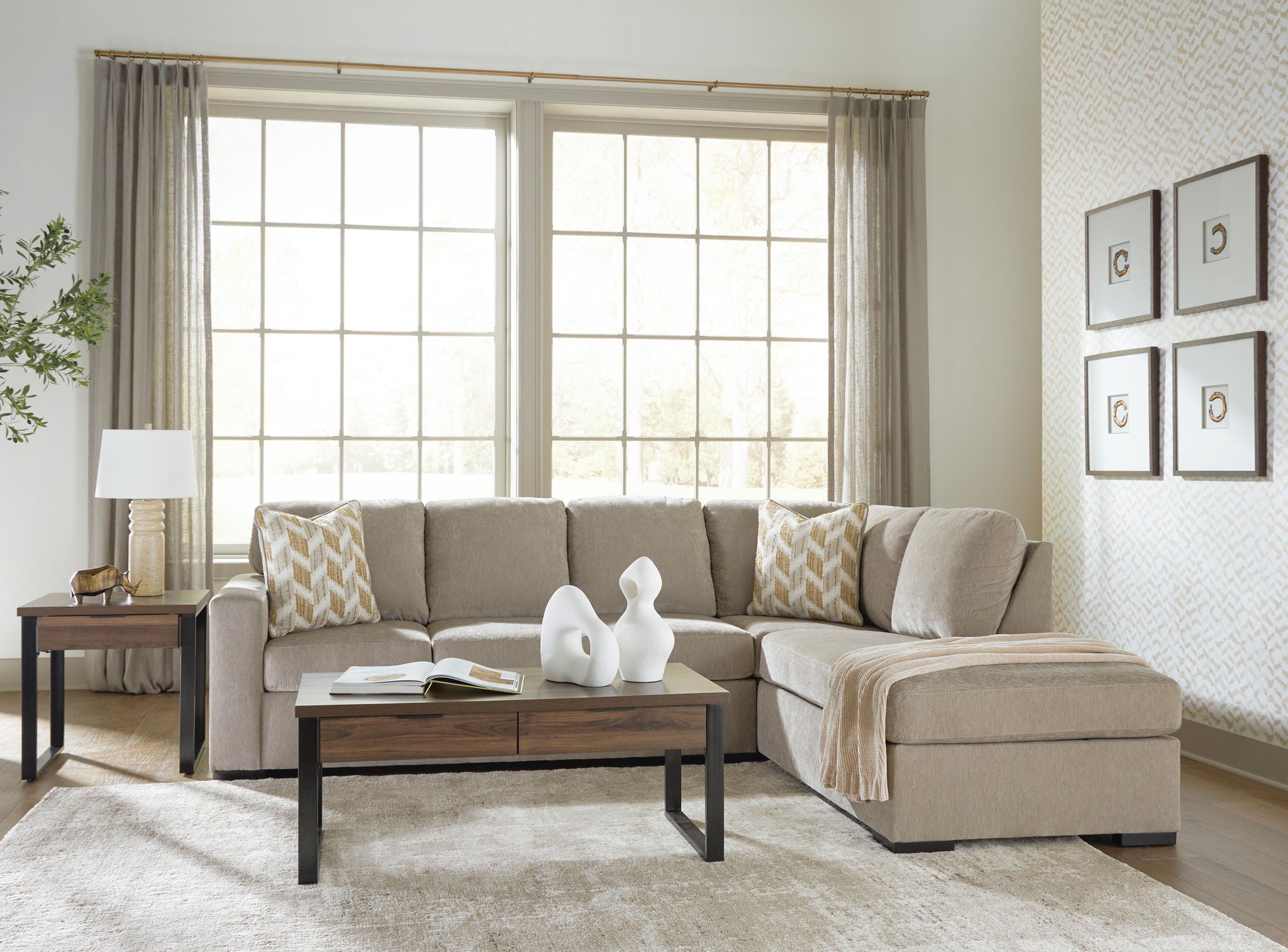 Bridgepoint - Sectional