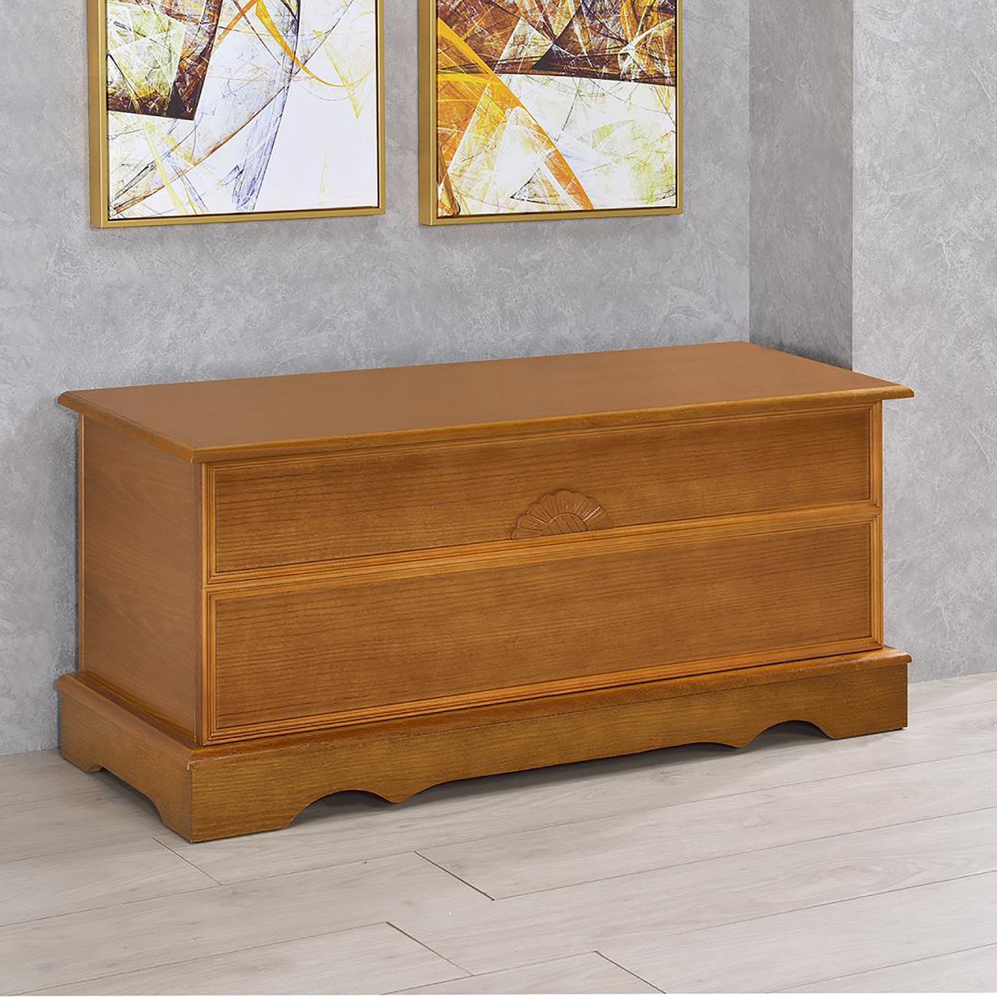 Honey Cedar Chest: Aromatic Storage for Blankets & Collectibles