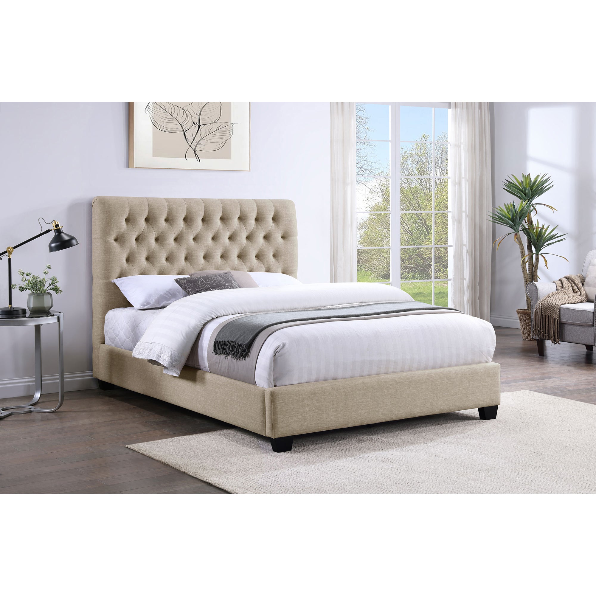 Saintes Full Wingback Bed: Tufted Upholstered Elegance for Your Bedroom