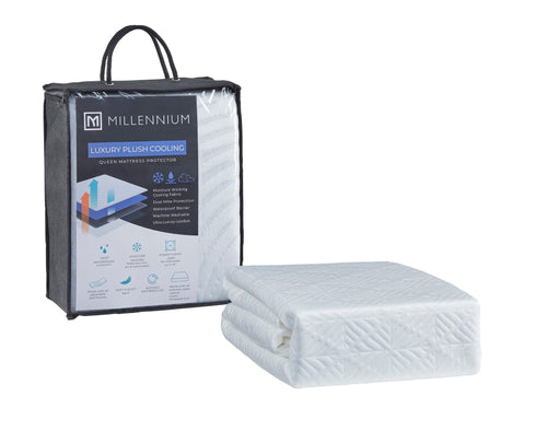 White mattress protector set, folded layers with elastic edges