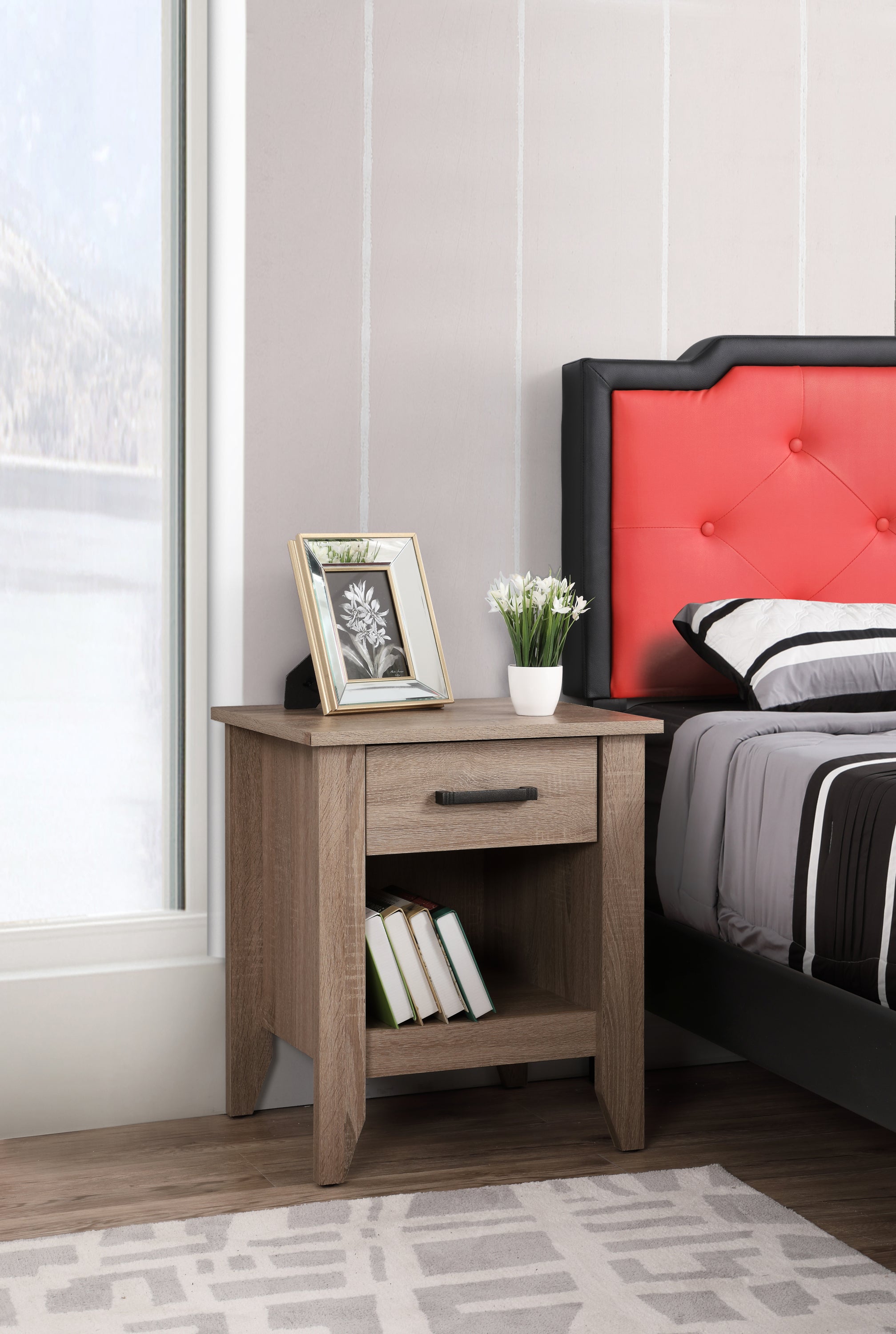 Charming Sandalwood Nightstand for Modern Bedrooms - Stylish Storage