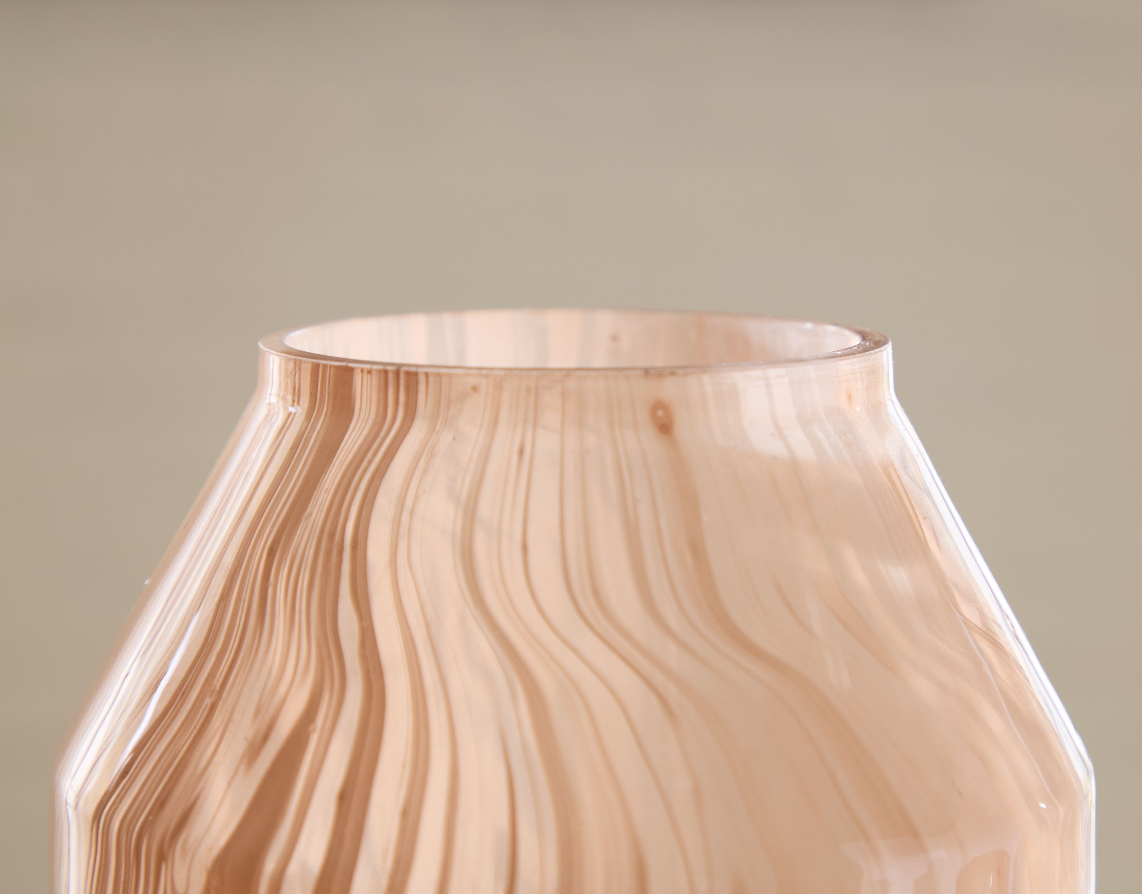 Dushby light brown vase top opening with vertical woodgrain swirl pattern