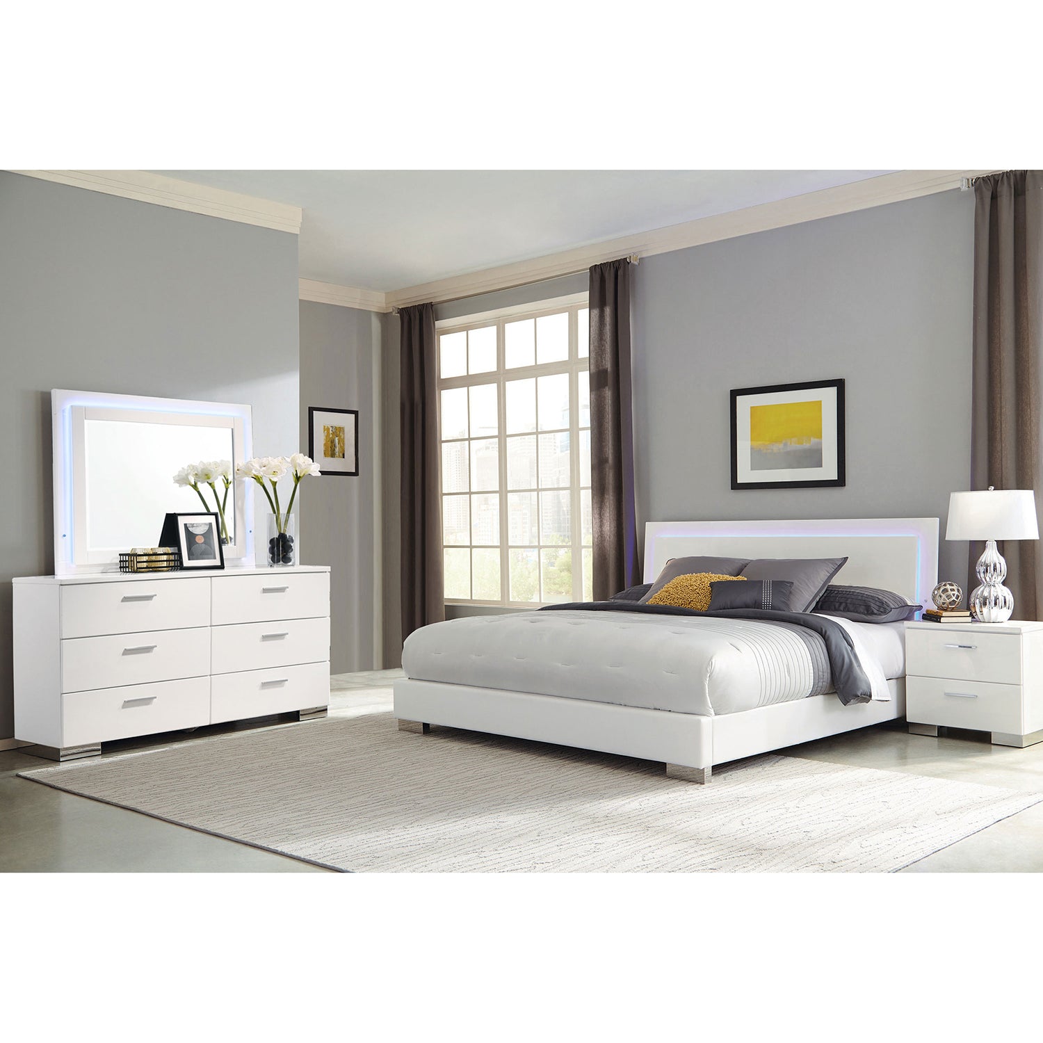 Dulcey White High Gloss Eastern King 4-Piece Bedroom Set