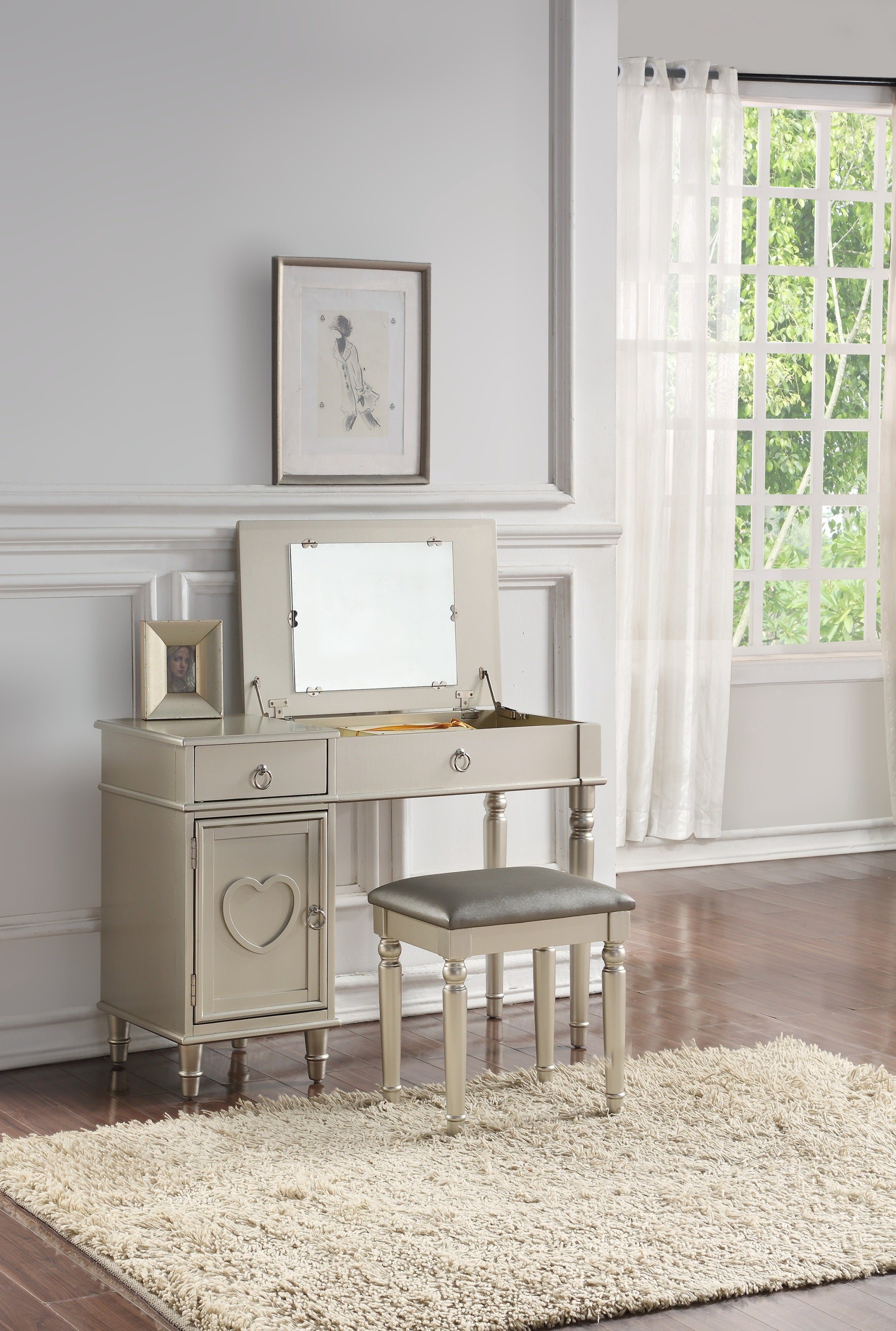 Bedroom Vanity Set w/ Stool, Mirror, Drawers, Silver Rubberwood