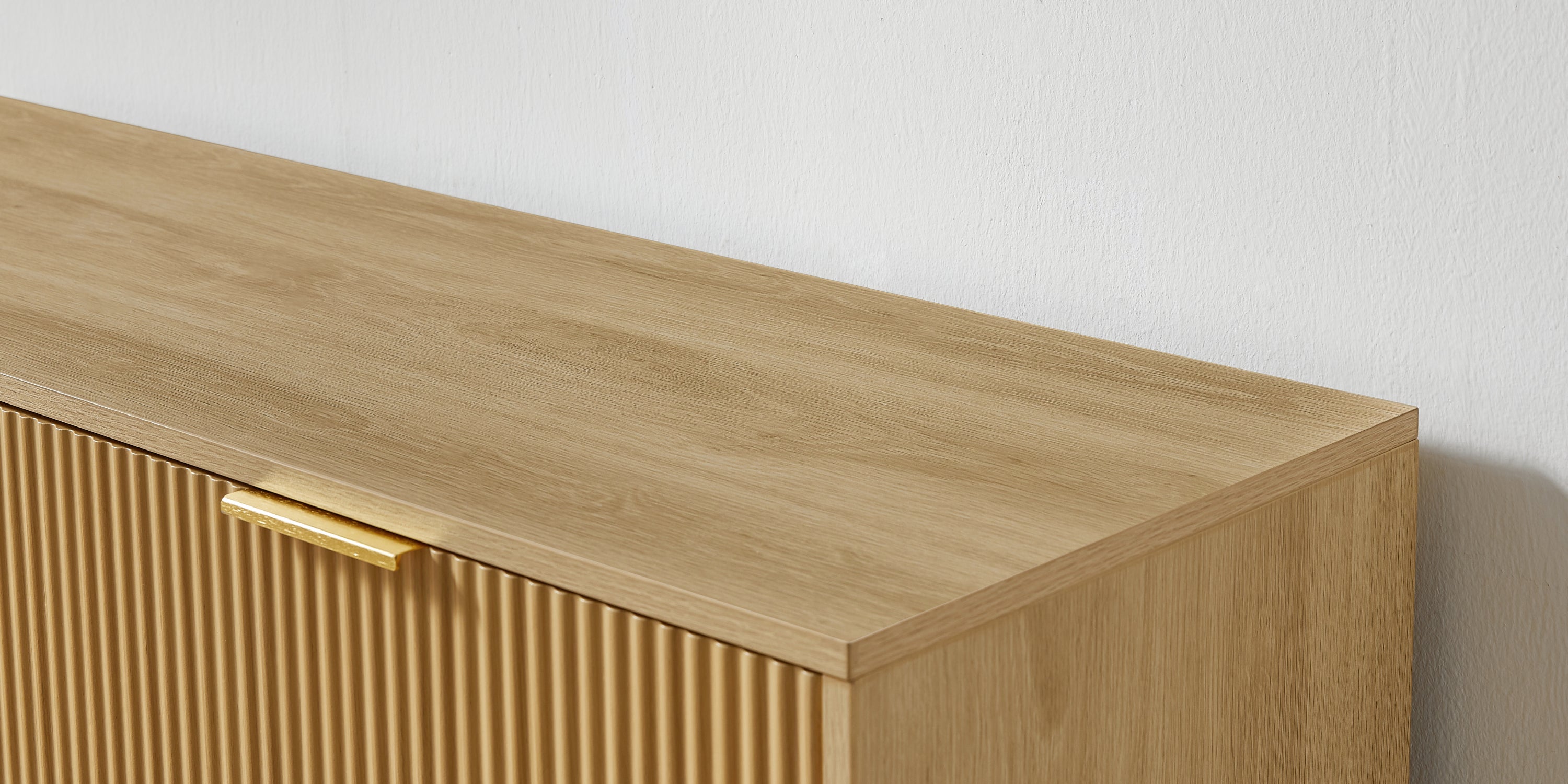 Wavy Drawer Dresser - 6 Drawers - Natural Wood