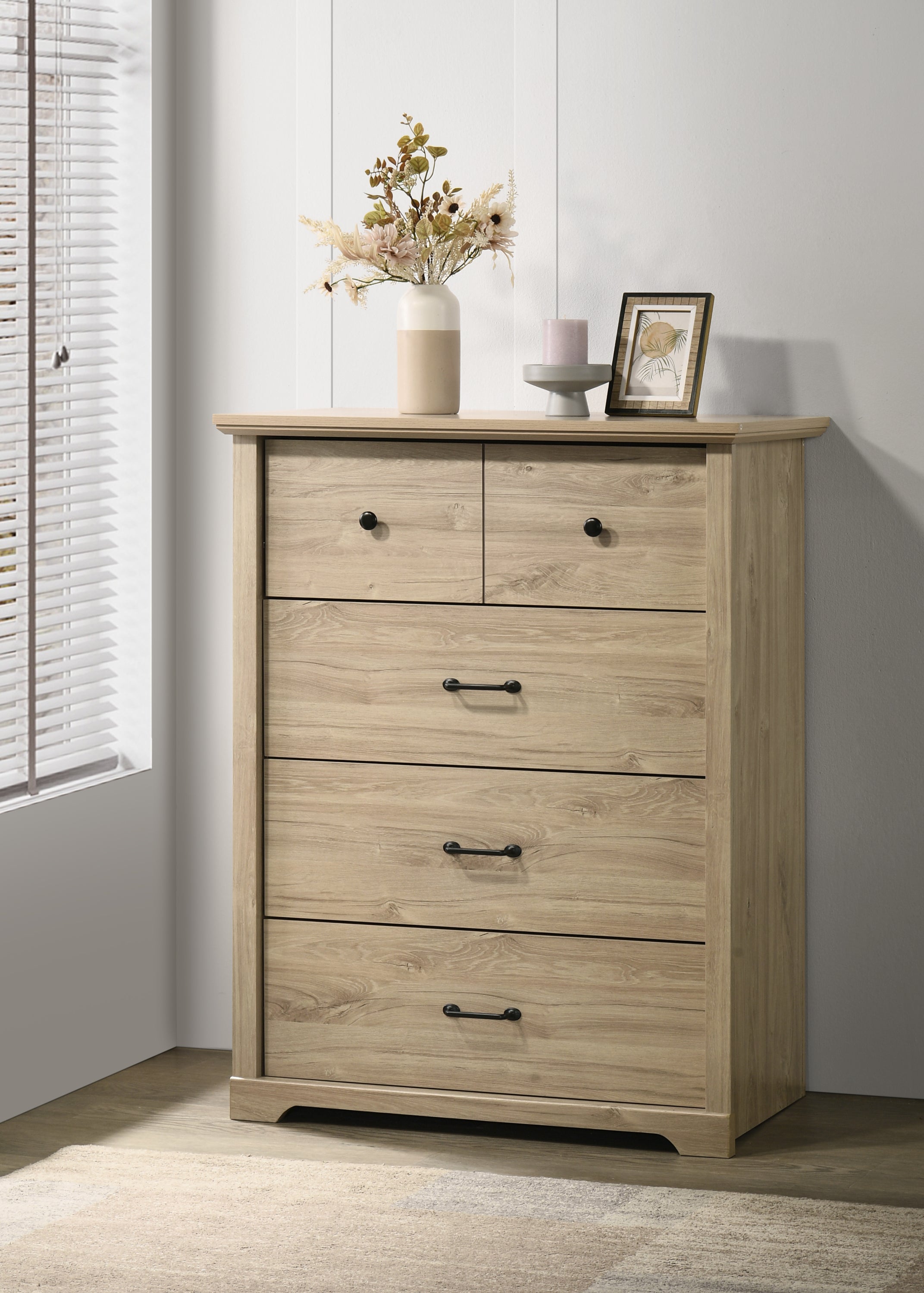 Elara 32"W Light Oak 4-Drawer Chest with Black Handles