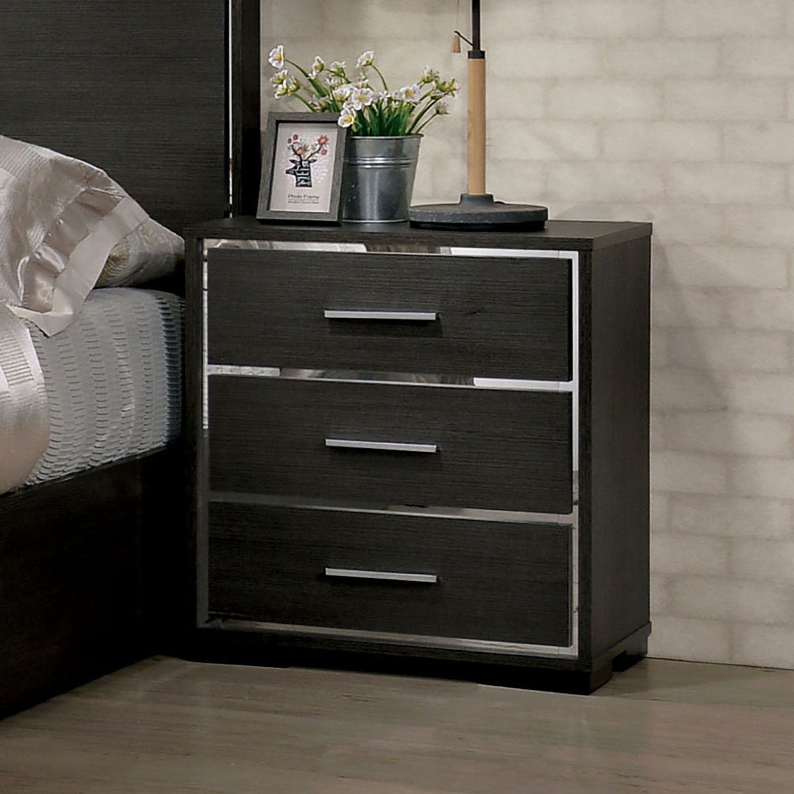 Warm Gray Modern Solid Wood Nightstand - Sleek Bedroom Furniture