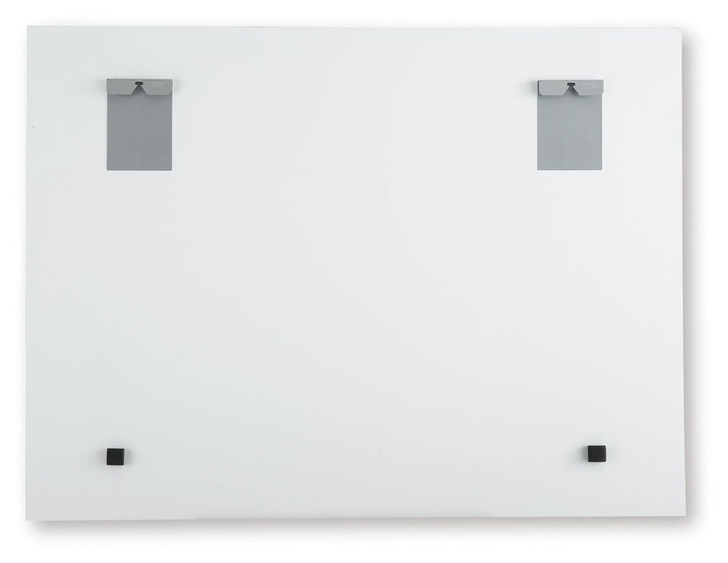 Wall art backing with two top and two bottom mounting hardware pieces