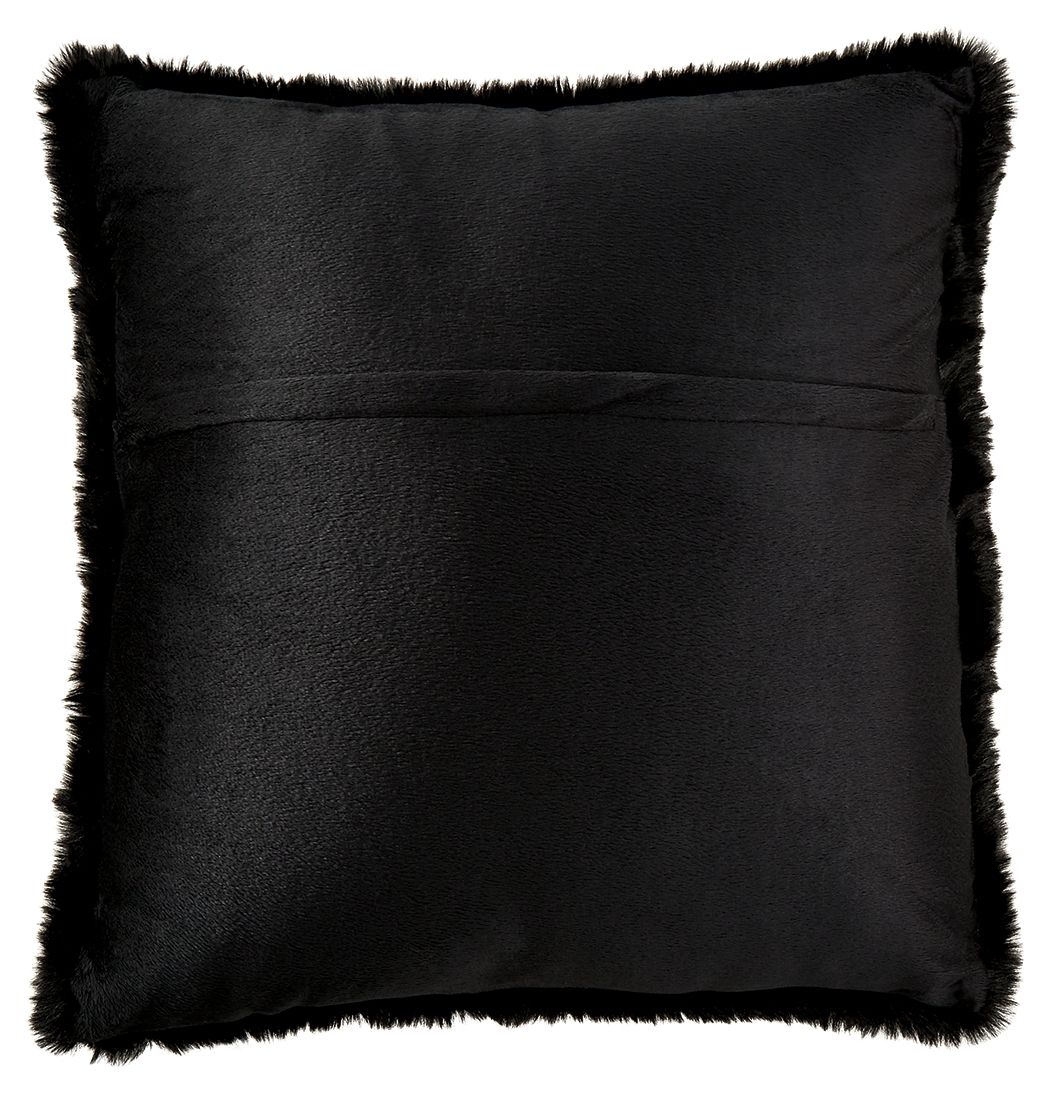 Gariland Faux Fur Pillow