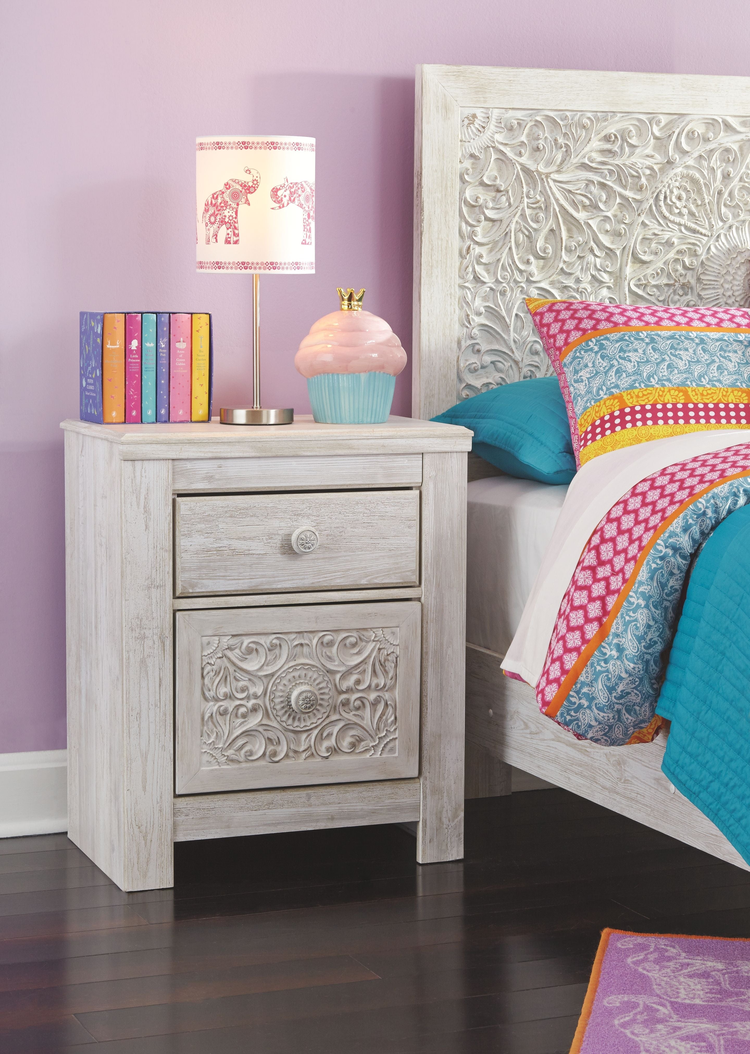 Paxberry youth bedroom set with white nightstand and bed corner
