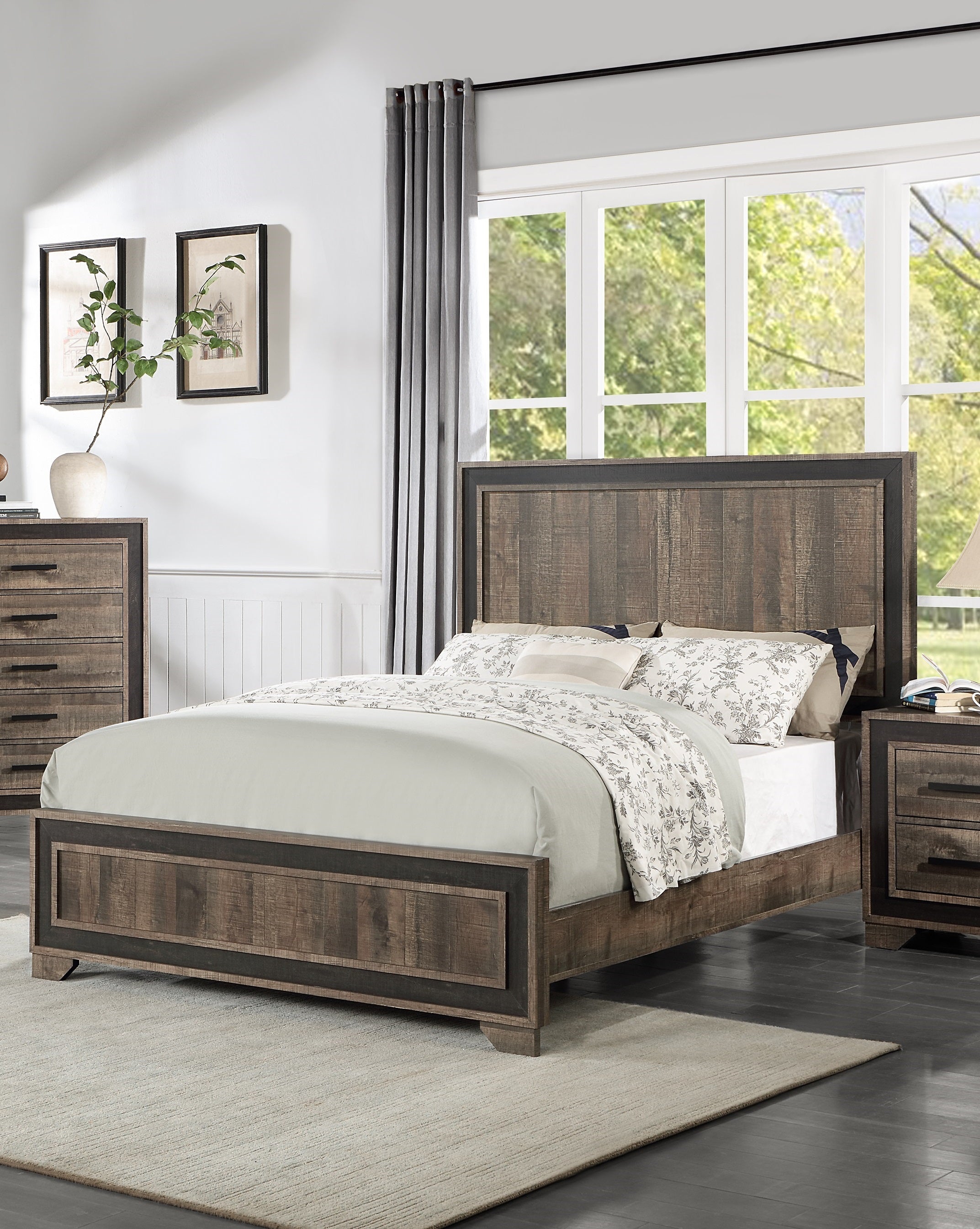Oak Finish King Bed: High Headboard, Panel Design Bedroom Furniture