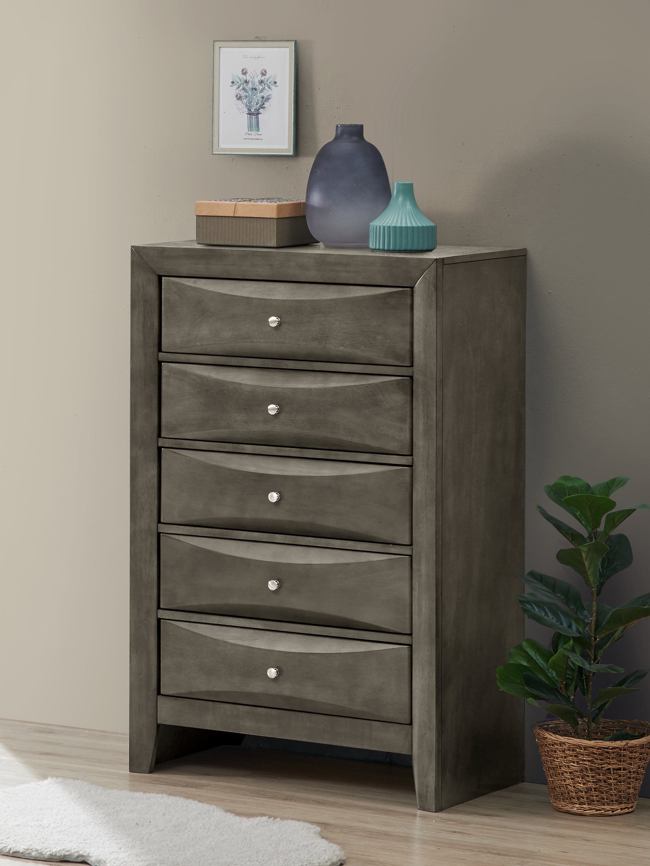 Marilla G1505-CH Gray Chest - Modern Bedroom Storage Solution