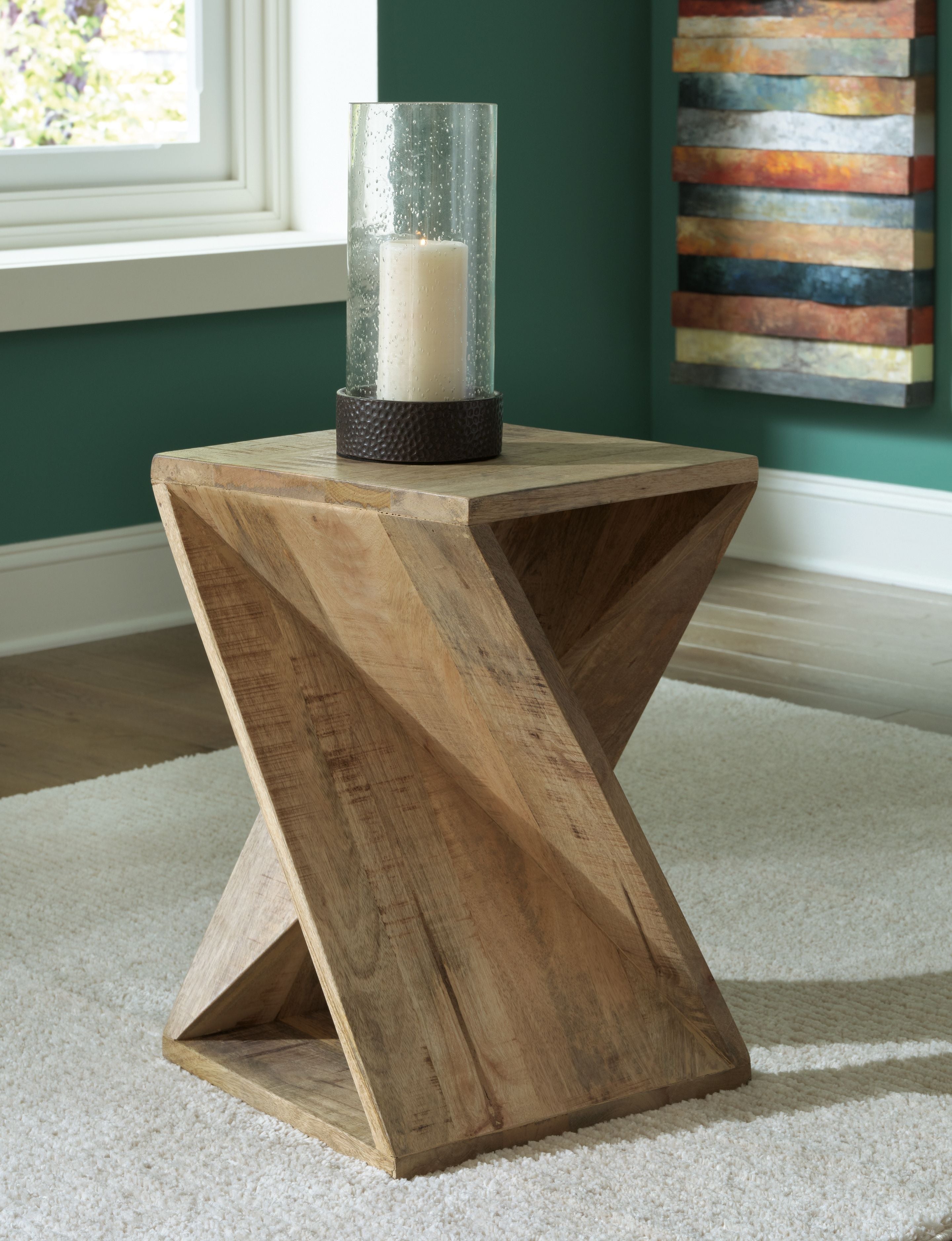 Zalemont  Accent Table